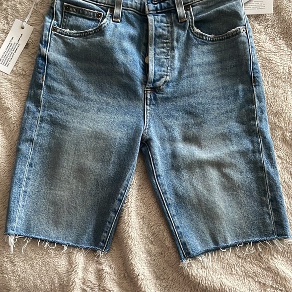 NWT Aritzia Denim Forum The Yoko Bermuda Short - Picture 10 of 12